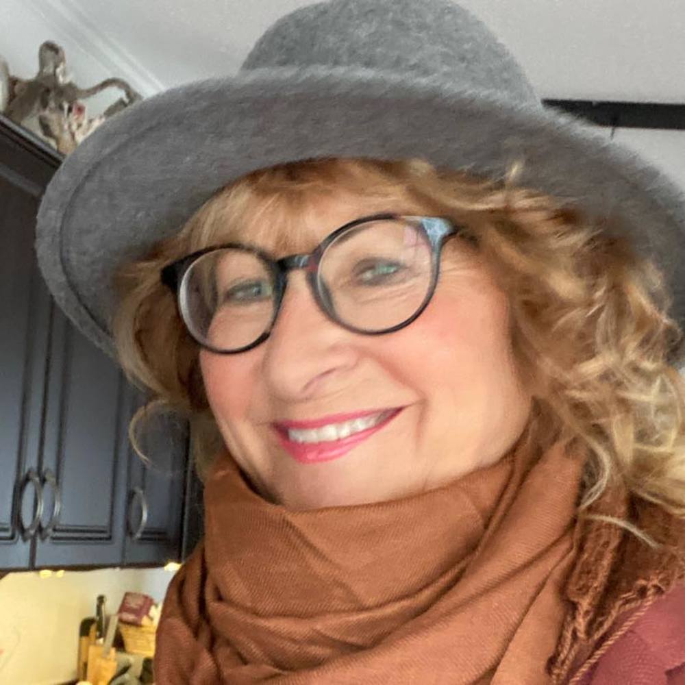 Meet your Posher, Helen mary